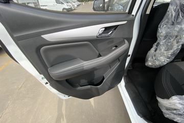 ʮ S 2019 캽  2.5T 150  ˫Ƥ()ͼƬ