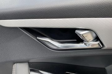 ʮ S 2019 캽  2.5T 150  ˫Ƥ()ͼƬ