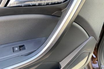 ���� ��5 2019�� ��ȡ�� 2.0T���� 141���� �ֶ� ���� �����˫��Ƥ��ͼƬ