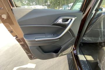 ���� ��5 2019�� ��ȡ�� 2.0T���� 141���� �ֶ� ���� �����˫��Ƥ��ͼƬ