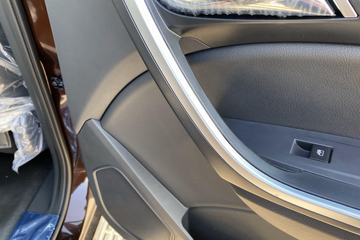 ���� ��5 2019�� ��ȡ�� 2.0T���� 141���� �ֶ� ���� �����˫��Ƥ��ͼƬ