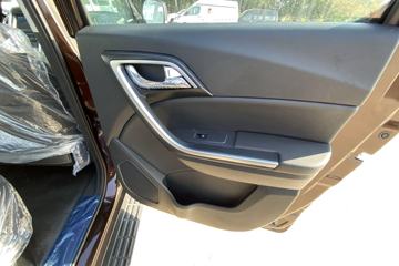 ���� ��5 2019�� ��ȡ�� 2.0T���� 141���� �ֶ� ���� �����˫��Ƥ��ͼƬ