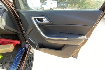 ���� ��5 2019�� ��ȡ�� 2.0T���� 141���� �ֶ� ���� �����˫��Ƥ��ͼƬ