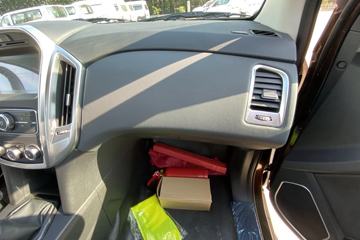 ���� ��5 2019�� ��ȡ�� 2.0T���� 141���� �ֶ� ���� �����˫��Ƥ��ͼƬ