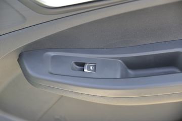 ���� ��5 2019�� ����� 2.0T���� 141���� �ֶ� ���� �����˫��Ƥ��ͼƬ