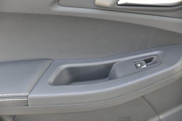 ���� ��5 2019�� ����� 2.0T���� 141���� �ֶ� ���� �����˫��Ƥ��ͼƬ