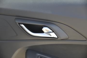 ���� ��5 2019�� ����� 2.0T���� 141���� �ֶ� ���� �����˫��Ƥ��ͼƬ