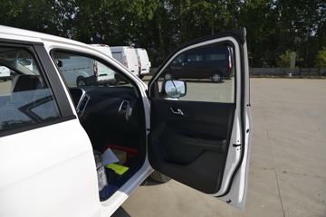 ���� ��5 2019�� ����� 2.0T���� 141���� �ֶ� ���� �����˫��Ƥ��ͼƬ