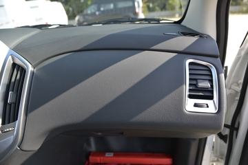 ���� ��5 2019�� ����� 2.0T���� 141���� �ֶ� ���� �����˫��Ƥ��ͼƬ