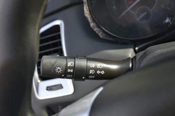 ���� ��5 2019�� ����� 2.0T���� 141���� �ֶ� ���� �����˫��Ƥ��ͼƬ