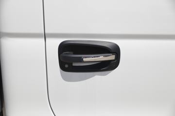 �ƿ�ŷ�� V5 1.6L 105���� ����/CNG 3.61�׵�������΢��(����)ͼƬ