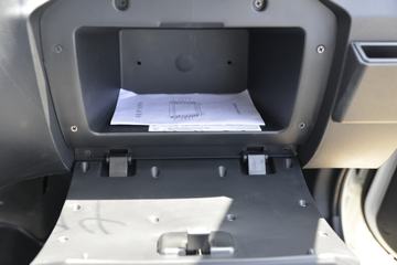 �ƿ�ŷ�� V5 1.6L 105���� ����/CNG 3.61�׵�������΢��(����)ͼƬ