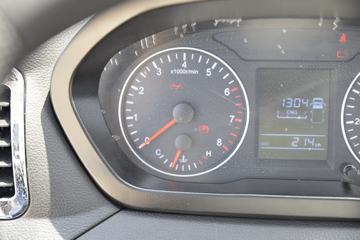 �ƿ�ŷ�� V5 1.6L 105���� ����/CNG 3.61�׵�������΢��(����)ͼƬ