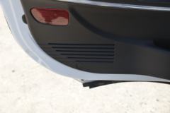 唐骏欧铃 V5 1.6L 105马力 汽油/CNG 3.61米单排栏板微卡(国六)(ZB1035VDD2L)