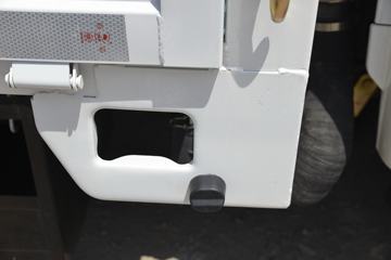 �ƿ�ŷ�� V5 1.6L 105���� ����/CNG 3.61�׵�������΢��(����)ͼƬ