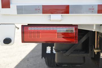 �ƿ�ŷ�� V5 1.6L 105���� ����/CNG 3.61�׵�������΢��(����)ͼƬ