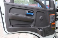 飞碟奥驰 X1系列 110马力 3.66米自卸车(FD3044W16K5-1)