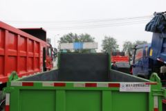 大运 锐胜 102马力 4X2 3.45米自卸车(DYQ3048D5AB)