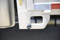 唐骏欧铃 V5系列 112马力 3.01米双排栏板轻卡(国六)(ZB1033VSD5L)