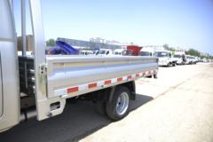 唐骏欧铃 V5系列 112马力 3.01米双排栏板轻卡(国六)(ZB1033VSD5L)