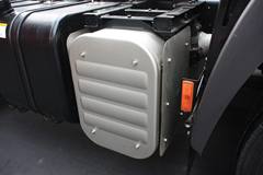 广汽日野 700系列重卡 380马力 6X4 牵引车(YC4251SS2PK)