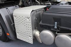 北奔 V3重卡 375马力 6X4牵引车(ND42500B33J7)