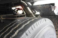 北奔 V3重卡 375马力 6X4牵引车(ND42500B33J7)