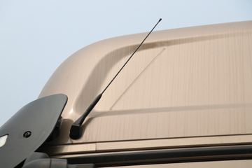 �������ó� �����콢KX 2020�� 560���� 6X4ǣ����(DFH4250CX2)ͼƬ