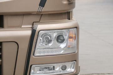 �������ó� �����콢KX 2020�� 560���� 6X4ǣ����(DFH4250CX2)ͼƬ