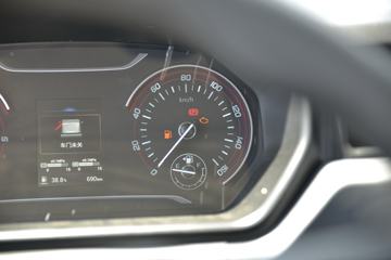 Ծ�� ��ԽC500-33 156���� 4.17�׵�����ʽ�Ῠ(SH5042XXYZFDDWZ)ͼƬ