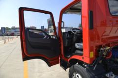 跃进 超越C500-33 156马力 4.17米单排厢式轻卡(SH5042XXYZFDDWZ)