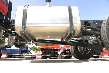 Ծ�� ��ԽC500-33 156���� 4.17�׵�����ʽ�Ῠ(SH5042XXYZFDDWZ)ͼƬ