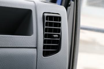 ���� ʱ�����726 95���� 3.3����ж��ͼƬ