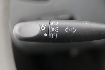 ���� ʱ�����726 95���� 3.3����ж��ͼƬ