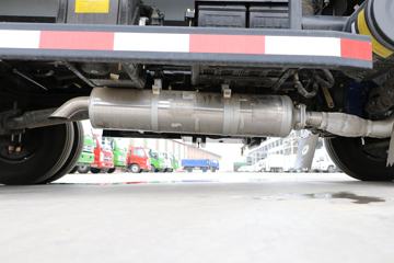 ���� ʱ�����726 95���� 3.3����ж��ͼƬ