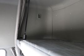 东风天龙VL燃气&nbsp;牵引车驾驶室                                               图片