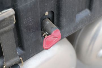 �����½� ����VLȼ�� 2020�� 460���� 6X4 LNGǣ����(����)ͼƬ