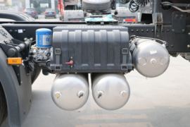 东风天龙VL燃气&nbsp;牵引车底盘                                                图片