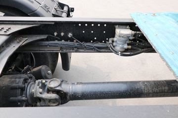 �����½� ����VLȼ�� 2020�� 460���� 6X4 LNGǣ����(����)ͼƬ