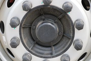 �����½� ����VLȼ�� 2020�� 460���� 6X4 LNGǣ����(����)ͼƬ