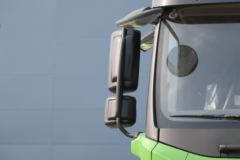 青岛解放 JH6重卡 375马力 8X4 5.6米自卸车