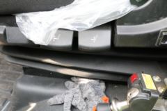 青岛解放 JH6重卡 375马力 8X4 5.6米自卸车