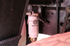 青岛解放 JH6重卡 375马力 8X4 5.6米自卸车