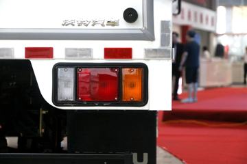 ���� ��ʮ��M100 120���� 4.13�׵�����ʽ�Ῠ(����)(QL5043XXYBUHA)ͼƬ