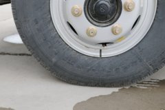 凯马 凯捷HM6 156马力 4X2 4.16米自卸车(KMC3046HA33D5)