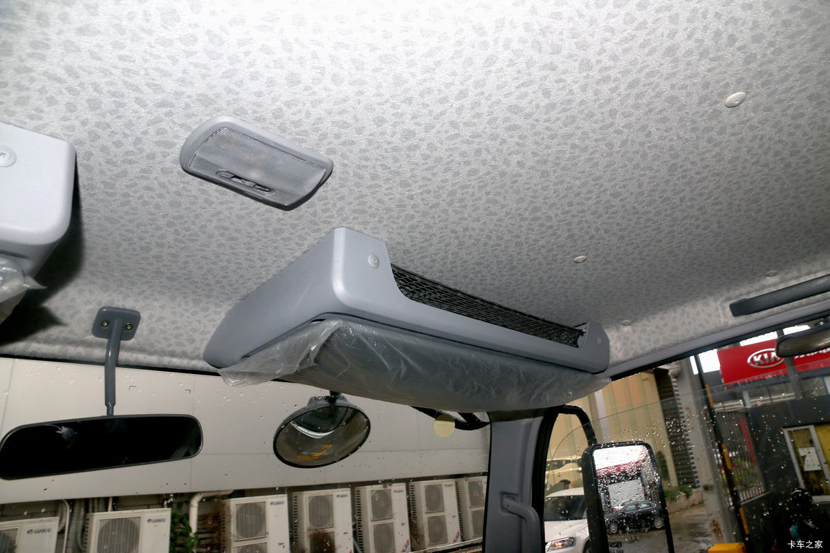 ���� ��ʮ��M600 132���� 4.13�׵�����ʽ�Ῠ(QL5043XXYBUHA)��ʻ��                                               