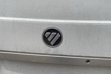 �������� �羰G7 160���� 4X2 3.06����س�(BJ5039XLC-E2)ͼƬ