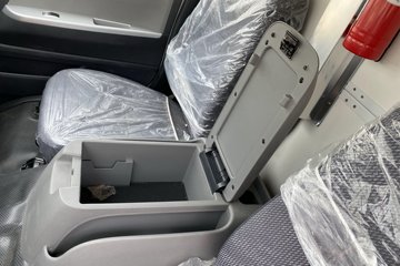 �������� �羰G7 160���� 4X2 3.06����س�(BJ5039XLC-E2)ͼƬ