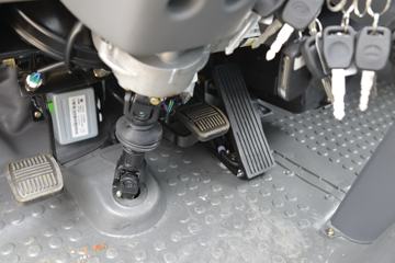 ڱ G6 1.5L 116  3ŰС()(BJ1036P30KS)ͼƬ