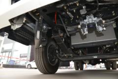 大运 新奥普力宽体 116马力 4X2 4.12米单排厢式轻卡(CGC5043XXYHDD35E)